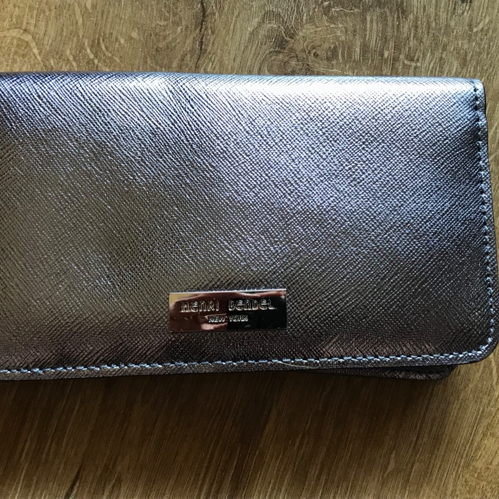 NEW! Henri Bendel Iphone Case Wallet